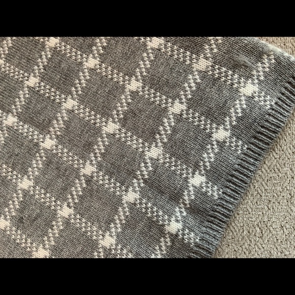 Wild and Alive grey plaid skirt - Picture 5 of 5